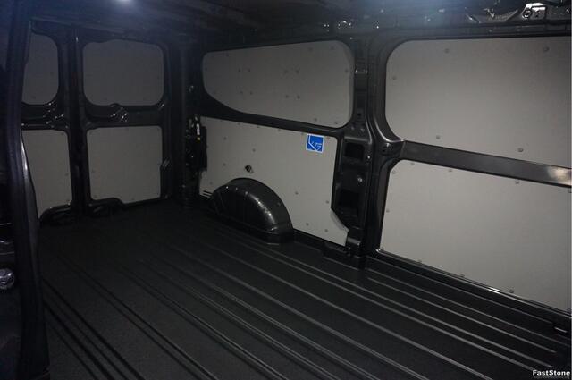 Ford TRANSIT CUSTOM 340L 2.5 PHEV Hybride 233PK Limited PRIJS INCL. BPM !! 13" Navi, Adap. Cruise, Camera, 17" LM, Trekhaak!! NR. HYB002