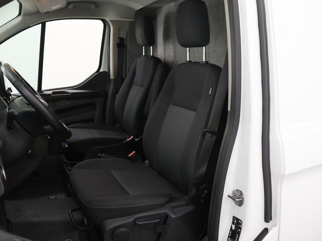 Ford TRANSIT CUSTOM 320 | 2.0 TDCI | Aut. | L2 H1 | Trend | AIRCO | CRUISE CONTROL | CAMERA | STOELVERWARMING | STOEL - STOEL | APPLE CARPLAY EN ANDROID AUTO | TREKHAAK | PARKEERSENSOREN