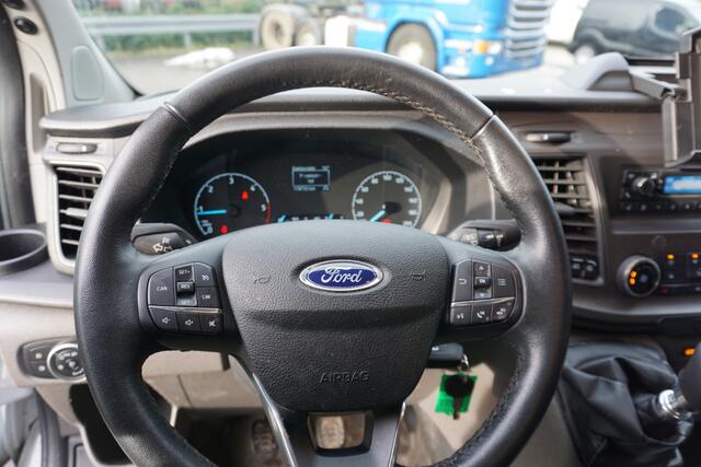 Ford TRANSIT CUSTOM 131pk L1H1 Trend 2x Schuifdeur Trekhaak 16" Velgen Parkeersensoren Airco Cruise control stoelverwarming