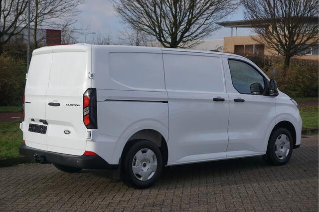 Ford TRANSIT CUSTOM 280S 110PK Trend BPM VRIJ!! 13" Scherm Apple CP / Android A. Cam, Trekhaak!! NR. J976*