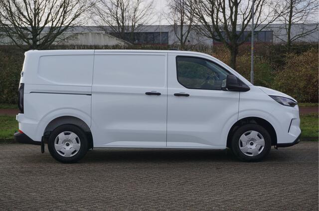 Ford TRANSIT CUSTOM 280S 110PK Trend BPM VRIJ!! 13" Scherm Apple CP / Android A. Cam, Trekhaak!! NR. J976*