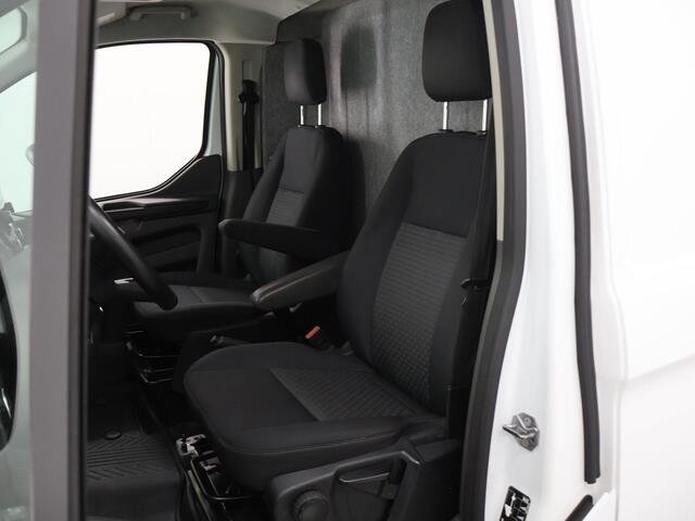 Ford TRANSIT CUSTOM 320 | 2.0 TDCI | AUT. | L2 H1 | TREND | AIRCO | CRUISE CONTROL | CAMERA | STOELVERWARMING | STOEL - STOEL | APPLE CARPLAY EN ANDROID AUTO | TREKHAAK | PARKEERSENSOREN