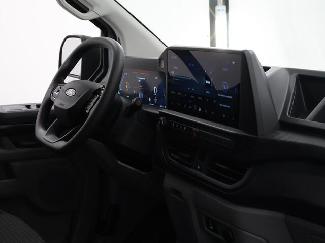 Ford TRANSIT CUSTOM E-Transit 320 | L1 H1 | TREND | 65 kWh | 328 KM RANGE | CLIMATE CONTROL | CARPLAY / ANDROID AUTO | STOELVERWARMING | SPIEGEL VERWARMING | ACHTERUITRIJCAMERA | VOORRUITVERWARMING | LAADRUIMTE PAKKET | VOORBEREIDING 2300 KG TREKHAAK
