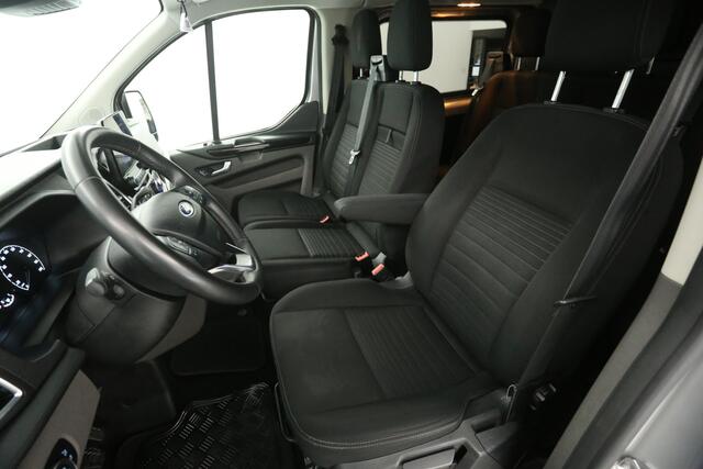 Ford TRANSIT CUSTOM 2.0 TDCI L2H1 Limited | DC | 6-Zits | Airco | Cruise | Carplay | Trekh. | Navi | Parkeersens. | Stoelverw.