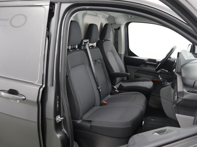 Ford TRANSIT CUSTOM 280 | 2.0 TDCI | L1 H1 | LIMITED | LED LAMPEN | ACHTERUITRIJCAMERA | CLIMATE CONTROL | CRUISE CONTROL | CARPLAY ANDROID AUTO | METALLIC | TREKHAAK | 3-ZITS | VERWARMDE VOORRUIT