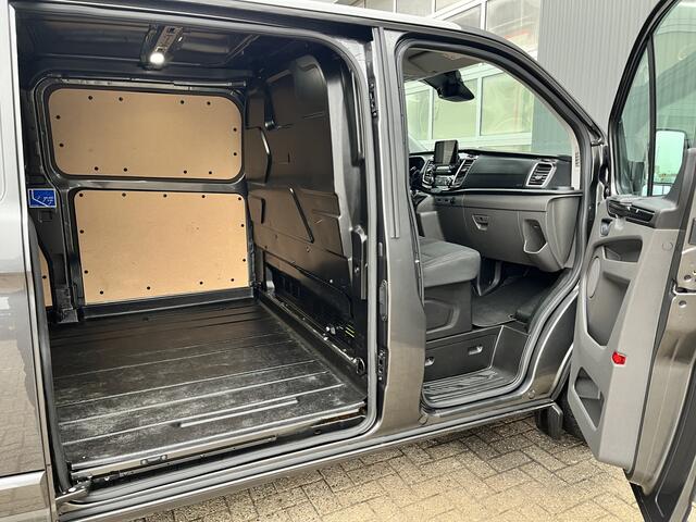 Ford TRANSIT CUSTOM 320 2.0 TDCI L2H1 Limited Airco Cruise control 3-Persoons Stoelverwarming Telefoonverbinding Navigatiesysteem Parkeersensoren voor en achter Schuifdeur Euro 6