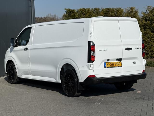 Ford TRANSIT CUSTOM 2.0 TDCI 136 PK TREND / L2H1 / 19" LMV / LED / 43.940 KM !! / 2.740 KG AHG / CAMERA / CRUISE / 3 ZITS / AIRCO / CARPLAY