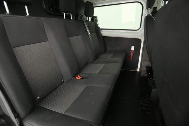 Ford TRANSIT CUSTOM 2.0 TDCI L2H1 Limited | MARGE | 2800KG Trekgew. | Trekhaak | DC | 6-Zits | Airco | Camera | Cruise | Carplay | Parkeersens.