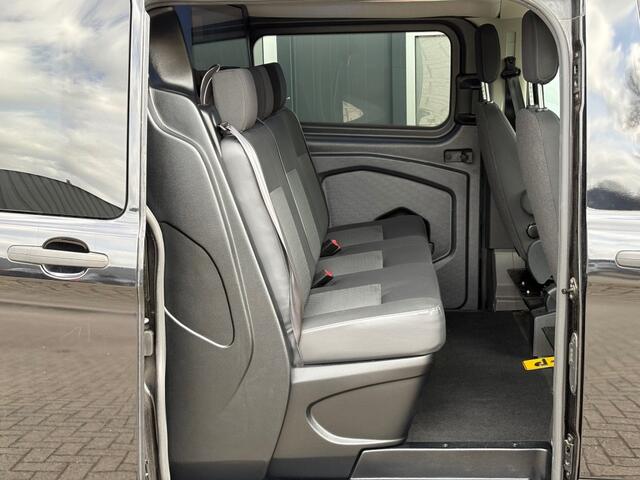 Ford TRANSIT CUSTOM 2.0 TDCI 130pk Automaat Dubbel Cabine Black Edition / Camera / Trekhaak / Navi / Airco / Cruise / Lane / LM velgen / Nw D-Riem