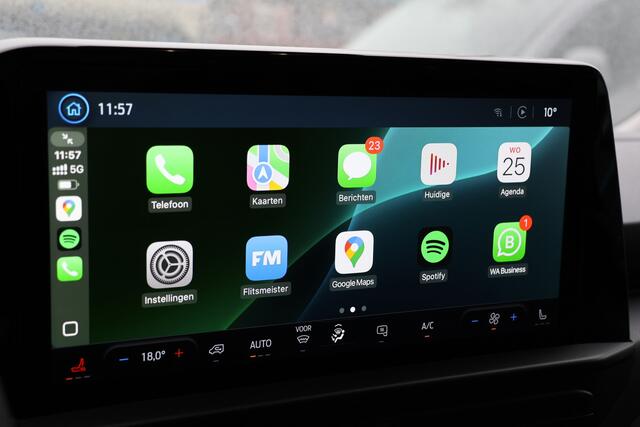 Ford TRANSIT CUSTOM 320 2.0 TDCI 150 PK L2H1 Limited | ACC | Blind Spot | Camera | Lane Assist | Stoelverwarming | CarPlay | Navigatie | Stuurwielverwarming | 3-Zitter | Verlengde fabrieksgarantie tot 12-2029