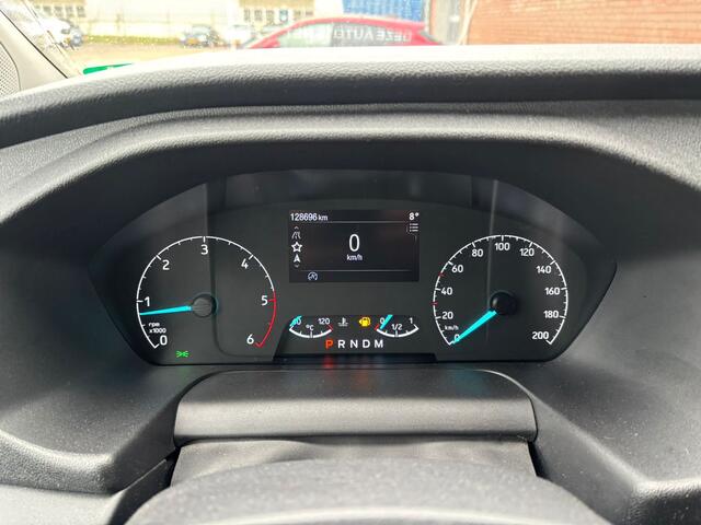 Ford TRANSIT CUSTOM 320 2.0 TDCI L2H1 Platinum Edition AT DC Trekhaak | 100% dealer onderhouden | Leder | Treeplanken | Stoelverwarming | Dubbele Cabine