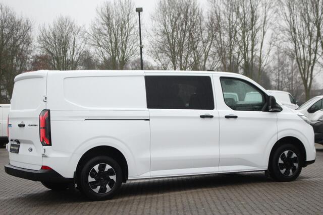 Ford TRANSIT CUSTOM E-Transit 320 L2H1 Trend 71kWh 218pk DC Automaat | Trekgewicht 2300kg | L+R Zijdeur | Keyless | Carplay/Android | Stoel+Stuurvwer. | Lease 771,- p/m