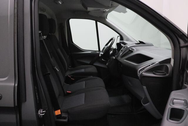 Ford TRANSIT CUSTOM 310 2.0 TDCI L2H2 Trend 2017 | Eerste Eigenaar | Parkeersensoren | Cruise Control | Voorruit Verwarming | 2 Sleutels | Elektrische Ramen | Stuurwiel Bediening | Nationale Autopas