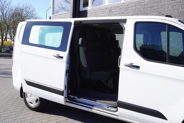 Ford TRANSIT CUSTOM 2.0 TDCI 130PK L2 Dubbele Cabine EURO 6 - Airco - Navi - Cruise - Trekhaak - ¤ 18.950,- Excl.