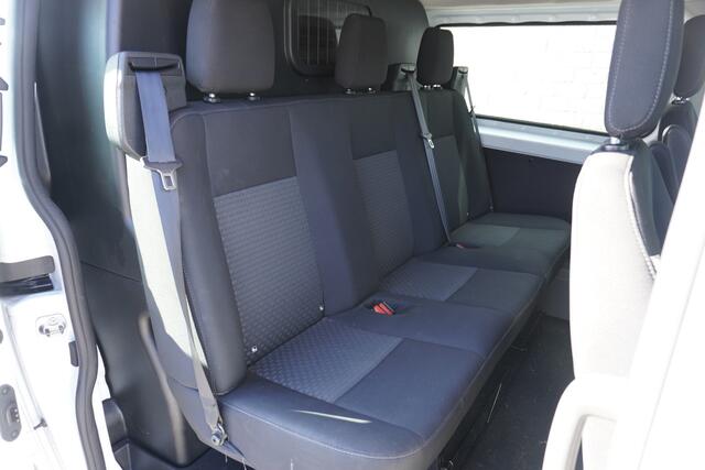 Ford TRANSIT CUSTOM 2.0 TDCI 130PK L2 Dubbele Cabine EURO 6 - Airco - Navi - Cruise - Trekhaak - ¤ 18.950,- Excl.