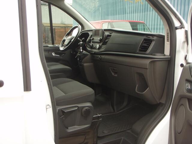 Ford TRANSIT CUSTOM L2H2 zeer Lage kilometerstand 61843 km Trend 2019