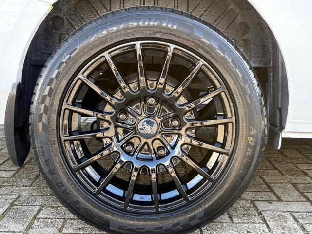 Ford TRANSIT CUSTOM 300 2.0 TDCi 130PK L2H1 Trend / Airco / Navigatie / Trekhaak 2700KG / Cruise