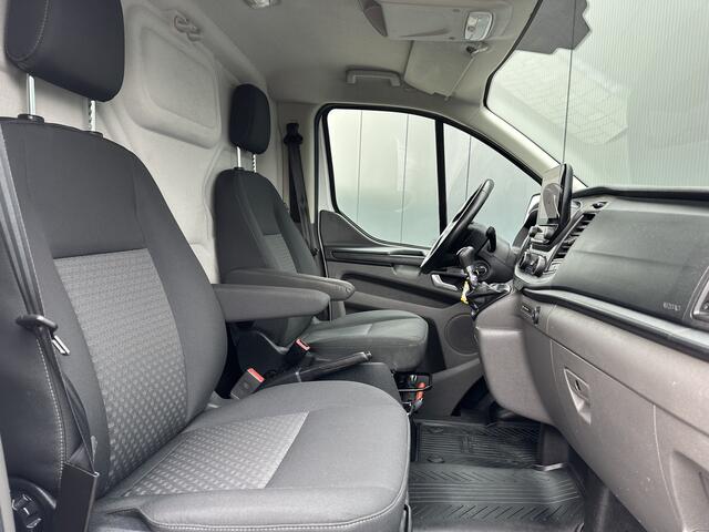 Ford TRANSIT CUSTOM 2.0 TDCI / L1H1 / 1e EIG. / 2.500 KG AHG / CAMERA / TREKHAAK / CRUISE / AIRCO / NAVI / STOELVERW.