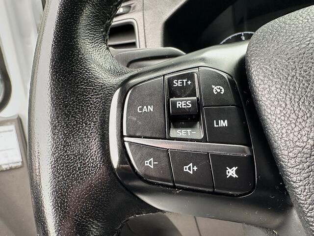 Ford TRANSIT CUSTOM 2.0 TDCI / L1H1 / 1e EIG. / 2.500 KG AHG / CAMERA / TREKHAAK / CRUISE / AIRCO / NAVI / STOELVERW.