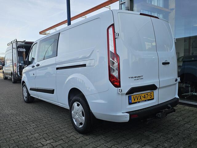 Ford TRANSIT CUSTOM 320 2.0 TDCI L2H1 Trend DC Trekhaak | Stoelverwarming | Camera | Cruise Control | Zéér nette auto!
