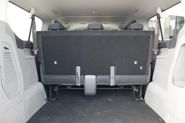 Ford TRANSIT CUSTOM 2.5 PHEV 233pk L2H1 Kombi Limited | 9-Persoons | Incl BPM | Stuur + Stoelverwarming | Keyless | Lease 824,- p/m