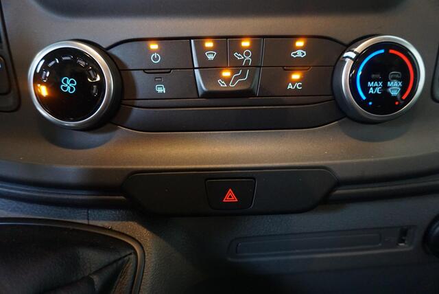 Ford TRANSIT CUSTOM 300 2.0 TDCI L2H1 Trend Dubbele Cabine Automaat 5p | Airco | Navigatie | Bluetooth | Trekhaak