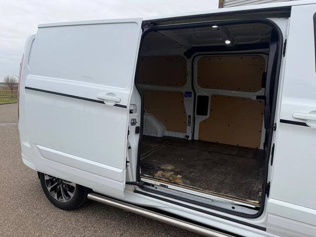 Ford TRANSIT CUSTOM 2.0TDCI L2H1 Airco Navi Cruisecontrol AUTOMAAT 185PK Dubb Schuifeur