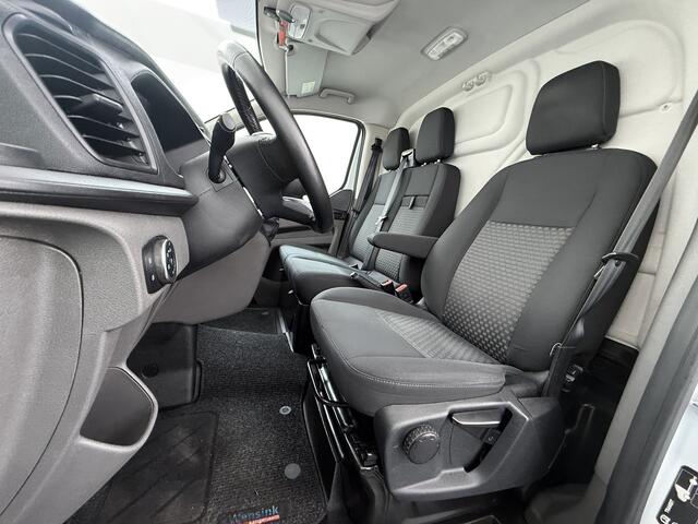 Ford TRANSIT CUSTOM 280 2.0TDCI L1H1 Trend 3-Persoons Trekhaak Airco Cruise Control Bluetooth Pdc Betonplex vloer Wandbetimmering Kasteninbouw Achterdeuren Schuifdeur 1e Eigenaar Euro 6 Origineel Nederlandse Auto