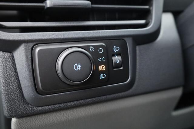 Ford TRANSIT CUSTOM 320 2.0 TDCI L2H1 BLACK EDITION | Automaat | Dubb.Cab. | Camera | 19" | Verlaagd | Lederen Bekleding