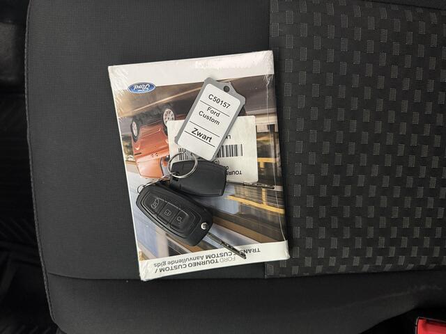 Ford TRANSIT CUSTOM 2.0 TDCI 130PK Automaat Lang Dubbele Cabine | 6-Persoons | Navigatie | Airco | Cruise