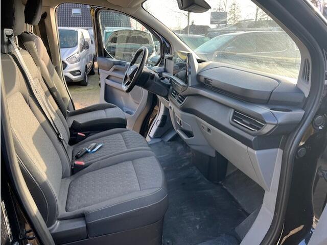 Ford TRANSIT CUSTOM 320 2.0 TDCI L2H1 AUTOM. LANG KLIMA NAVI CAM.