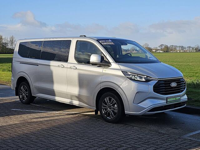 Ford TRANSIT CUSTOM 320 2.5 PHEV L2H1 2.5 PHEV 9-Persoons Airco Automaat Euro6 Pdc Prijs is ex btw en ex bpm!