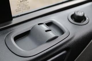 ford-transit-custom-2.0-tdci-130--