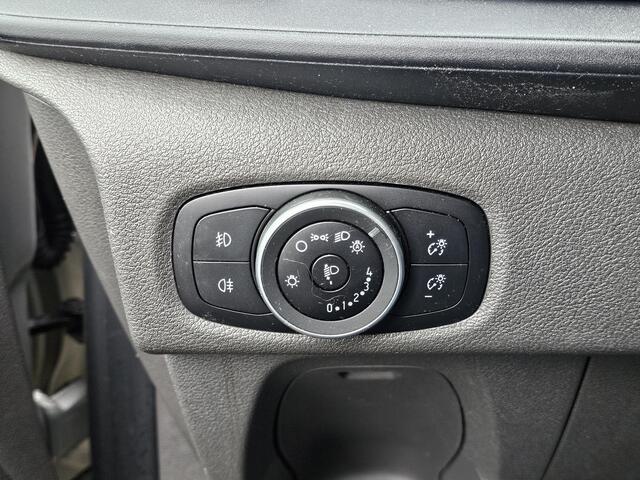 Ford TRANSIT CUSTOM 300 2.0 TDCI L2H1 Limited 170 pk Automaat! | Marge auto incl. btw en bpm | Zéér netjes | Camera | Adaptive cruise control | Bijrijdersbank | Trekhaak etc.