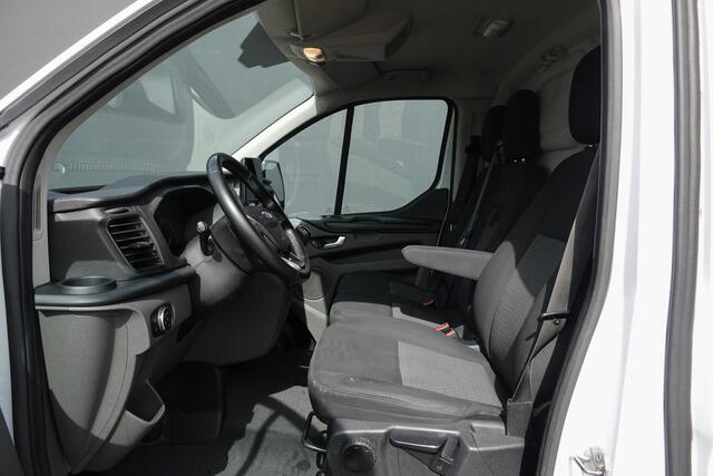 Ford TRANSIT CUSTOM L2H1 | 2.0Tdci 105Pk | Trend | Achteruitrijcamera | Imperiaal | Aluca Stelling | Trekhaak | Raptor Grille | 18"