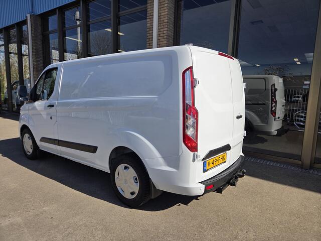 Ford TRANSIT CUSTOM 2.0 TDCI Automaat Trend Airco Cruisecontrol Navi Trekhaak Verwarmde stoel
