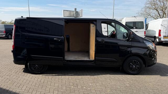 Ford TRANSIT CUSTOM 2.0 TDCI 96KW 131PK L2H1 EURO 6 AIRCO/ CRUISE CONTROL/ NAVIGATIE/ 100% DEALERONDERHOUDEN