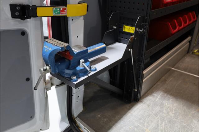 Ford TRANSIT CUSTOM 300 2.0 TDCI L2H1 Limited 2x schuifd. I Inrichting I CAM I Bi-xenon