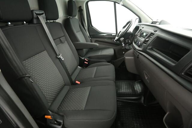 Ford TRANSIT CUSTOM 2.0 TDCI L1H1 | Marge | Airco | Cruise | 3 Zits | Trekhaak | Parkeersens.
