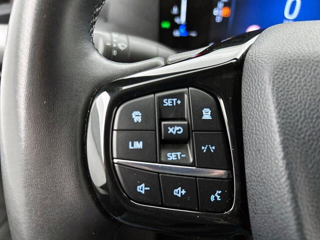 Ford TRANSIT CUSTOM 300 2.0 TDCI L2H1 Automaat Trend Nieuw Model Navigatie Climate Control Parkeersensoren Camera Lichtmetalen Velgen Bumpers in kleur Digitale Cockpit