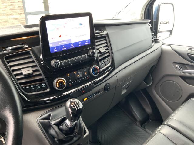 Ford TRANSIT CUSTOM 300 2.0 TDCI L2H2 Trail Airco Cruise Camera Trekhaak 2800 kg 3 Zits Leer Alu Velg Euro 6