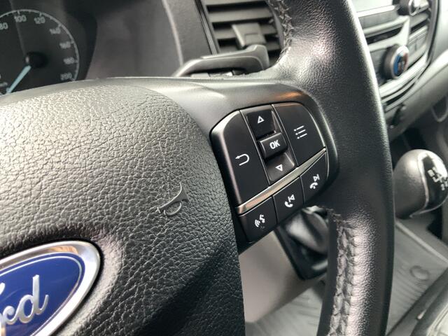 Ford TRANSIT CUSTOM 300 2.0 TDCI L2H2 Trail Airco Cruise Camera Trekhaak 2800 kg 3 Zits Leer Alu Velg Euro 6