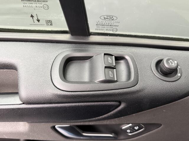 Ford TRANSIT CUSTOM 2.0TDCi 130PK Lang | 2800Kg Trekhaak | Navigatie | Multimedia | 3-Zits | Airco | Cruise