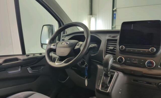 Ford TRANSIT CUSTOM 320 2.0 TDCI Automaat 131PK L2H1 / 2x Schuifdeur / Trekhaak / Pdc.+Camera / Safety & Comfort Pack / Navigatie /