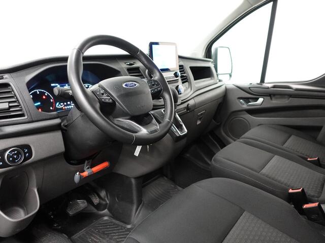 Ford TRANSIT CUSTOM 300 2.0 TDCI 130pk L2H1 Trend Automaat Airco Navigatie Cruisecontrol Camera Parkeersensoren Trekhaak Betimmering