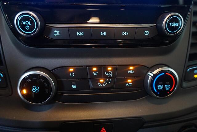 Ford TRANSIT CUSTOM 300 2.0 TDCI L2H1 Trend Dubbele Cabine Automaat 5p Airco Navigatie Bluetooth Trekhaak