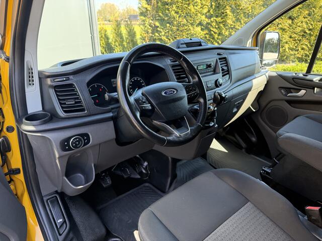 Ford TRANSIT CUSTOM 2.0 TDCI / L2H1 / 1e EIG. / TREKHAAK / IMPERIAAL / AIRCO / CRUISE / LED / STOELVERW