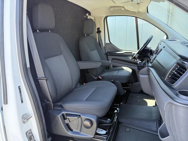 Ford TRANSIT CUSTOM 2.0 TDCI 130 PK / L2H1 / TREKHAAK / AIRCO / CRUISE / STOELVERW / 2800 KG AHG