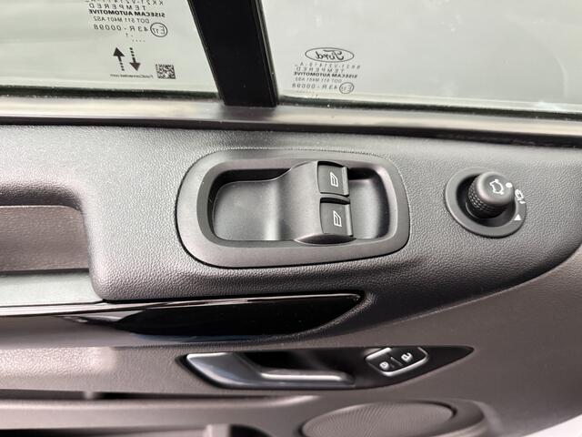 Ford TRANSIT CUSTOM 2.0TDCi 130PK Limited | Navigatie | Camera | Airco | Cruise | 3-Zits | Betimmering