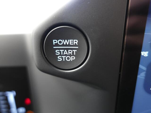 Ford TRANSIT CUSTOM 300 2.0 TDCI L2H1 Trend Nieuw Model Ford Transit Custom 300 2.0 TDCI L2H1 Trend Automaat Airco Navi Cruise